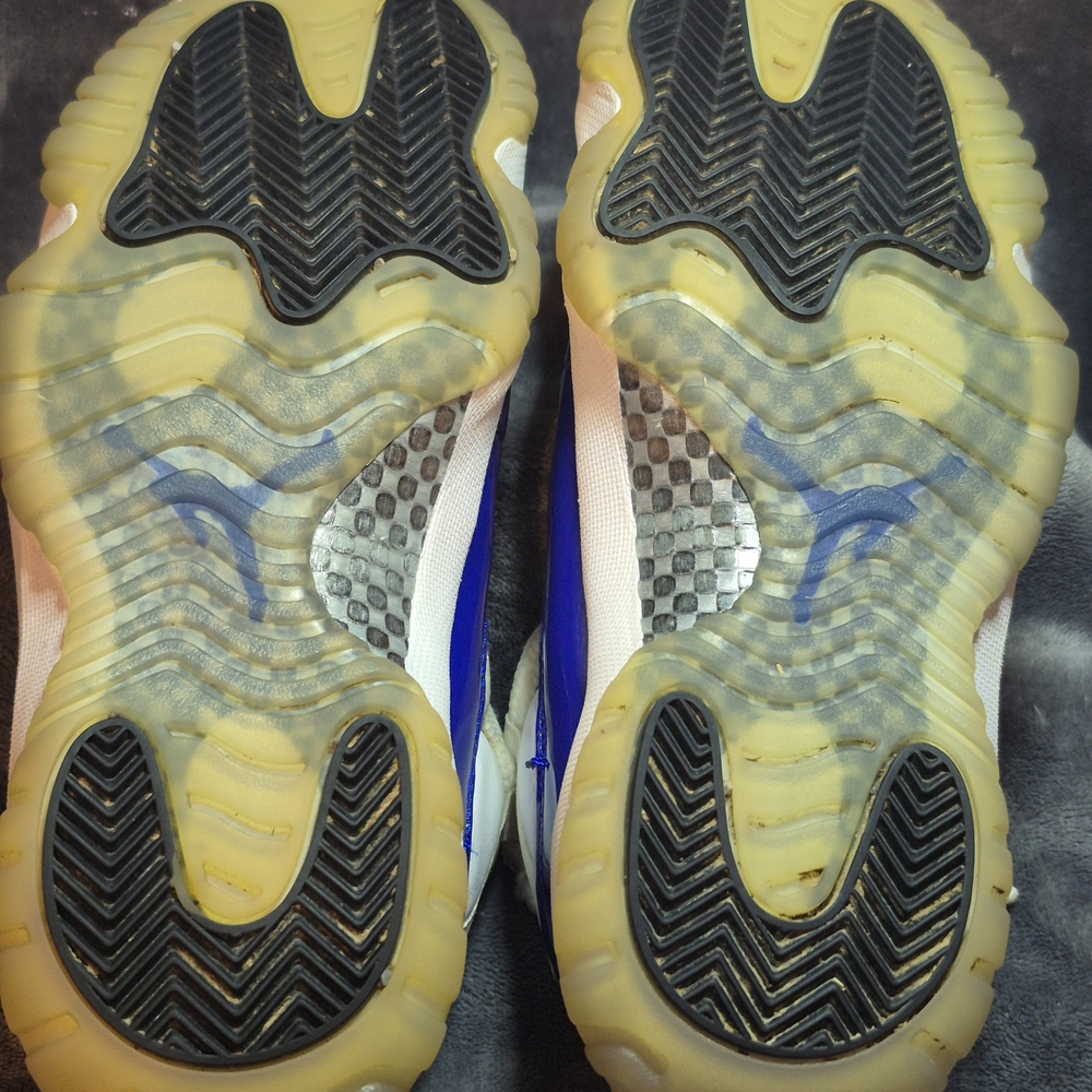 Rare Air Jordan 11 Concord Low Retro- Size 6.5- Grab them while you can! - Picture 7 of 11